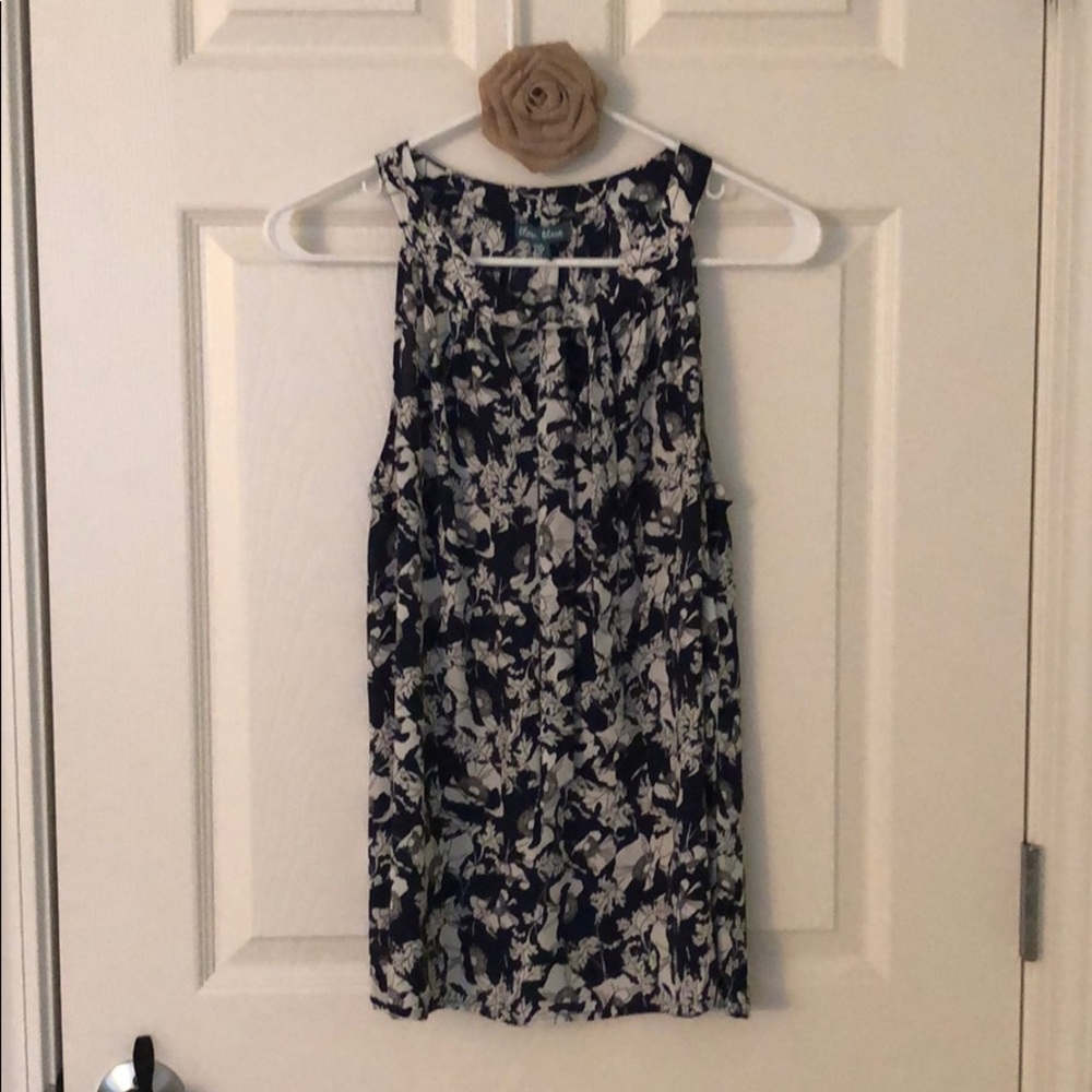 Tank top - Picture 2 of 7